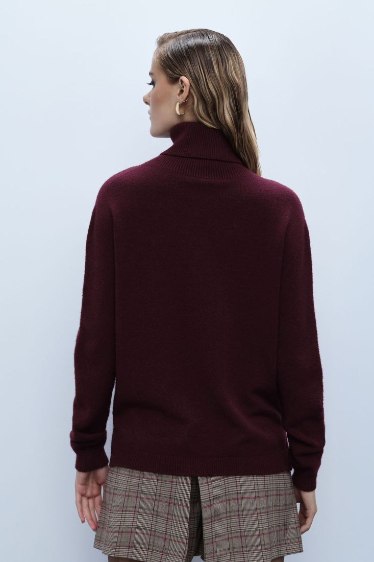 Maglione con collo alto e maniche lunghe MARSALA IMPERIAL.