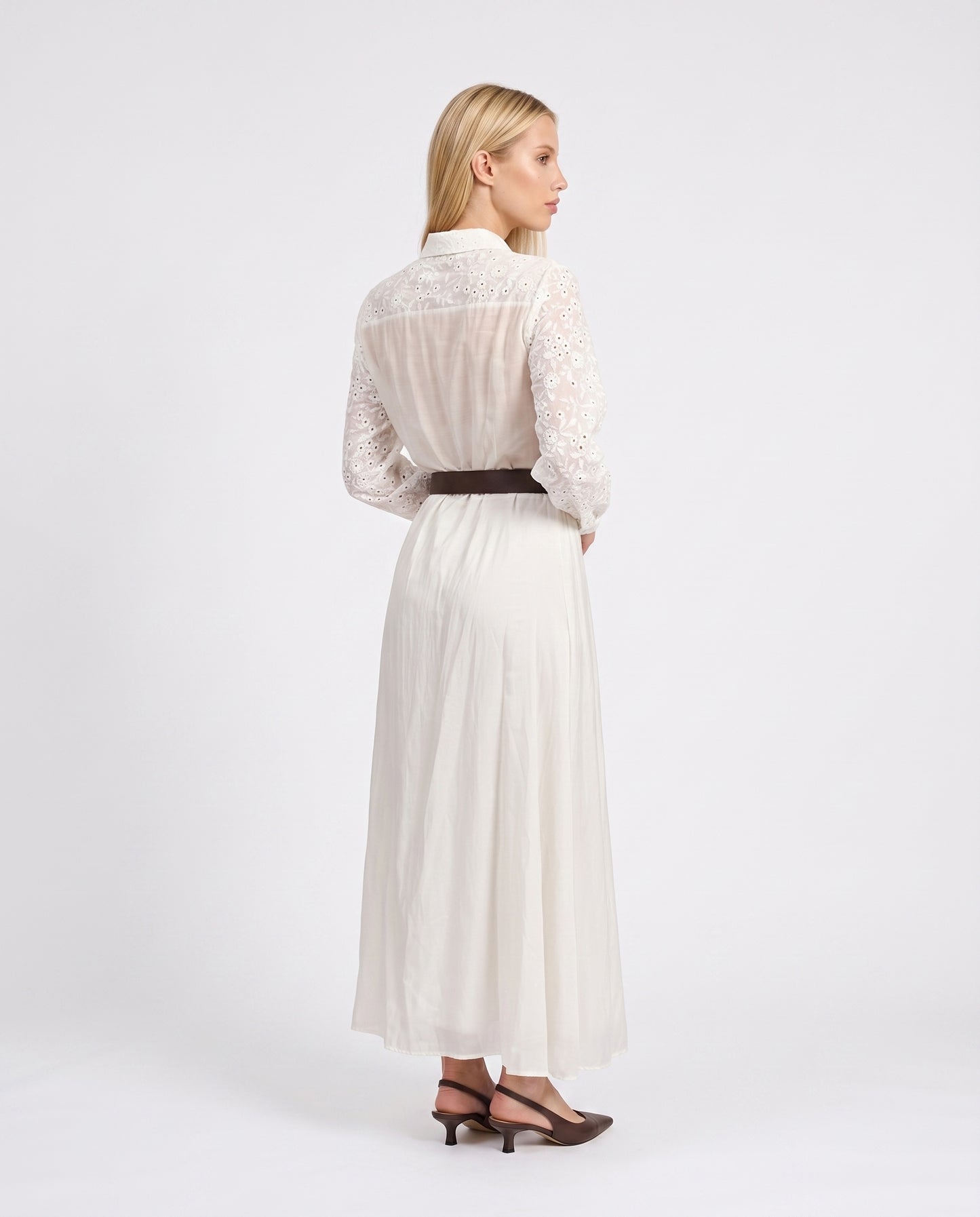 ABITO LUNGO CON PIZZO S26A002 PANNA MOTEL.