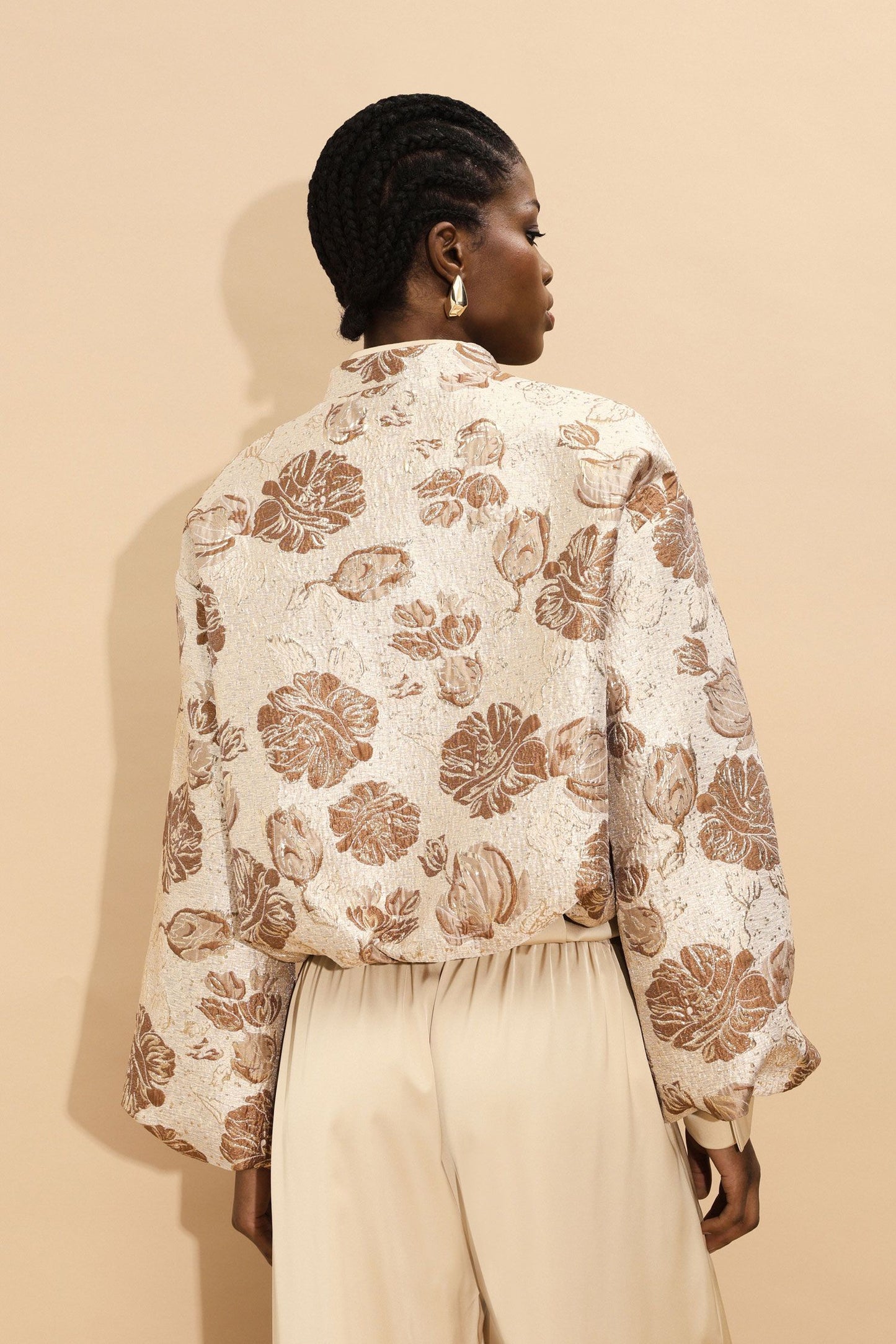 GIUBBOTTO BOMBER CON RICAMO FLOREALE BEIGE IMPERIAL.