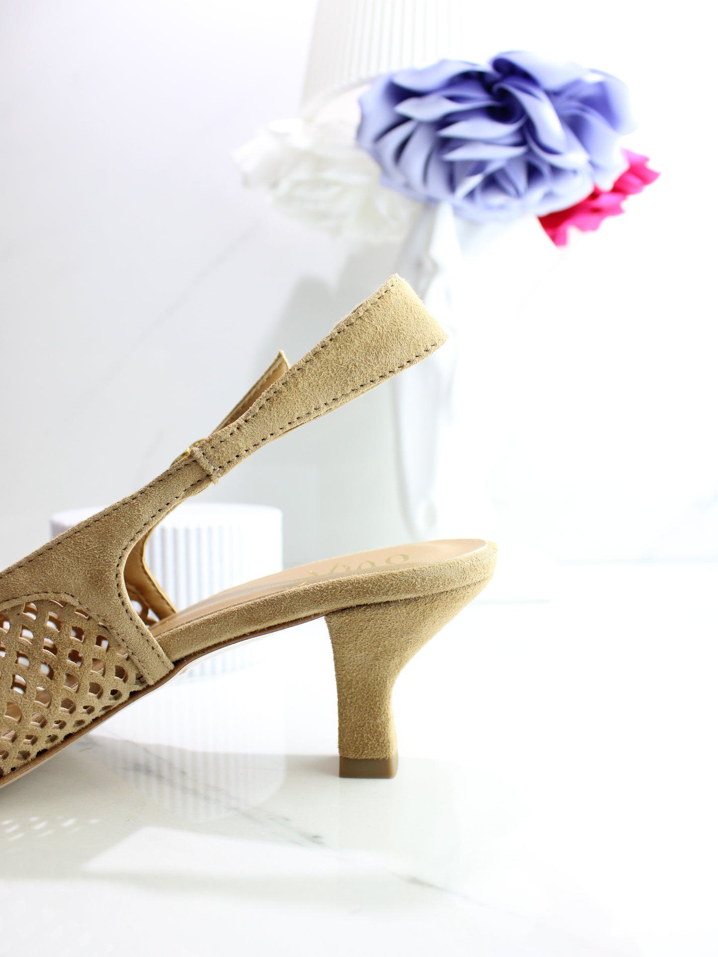 DECOLLETE' TRAFORATA CAMEL OVYE