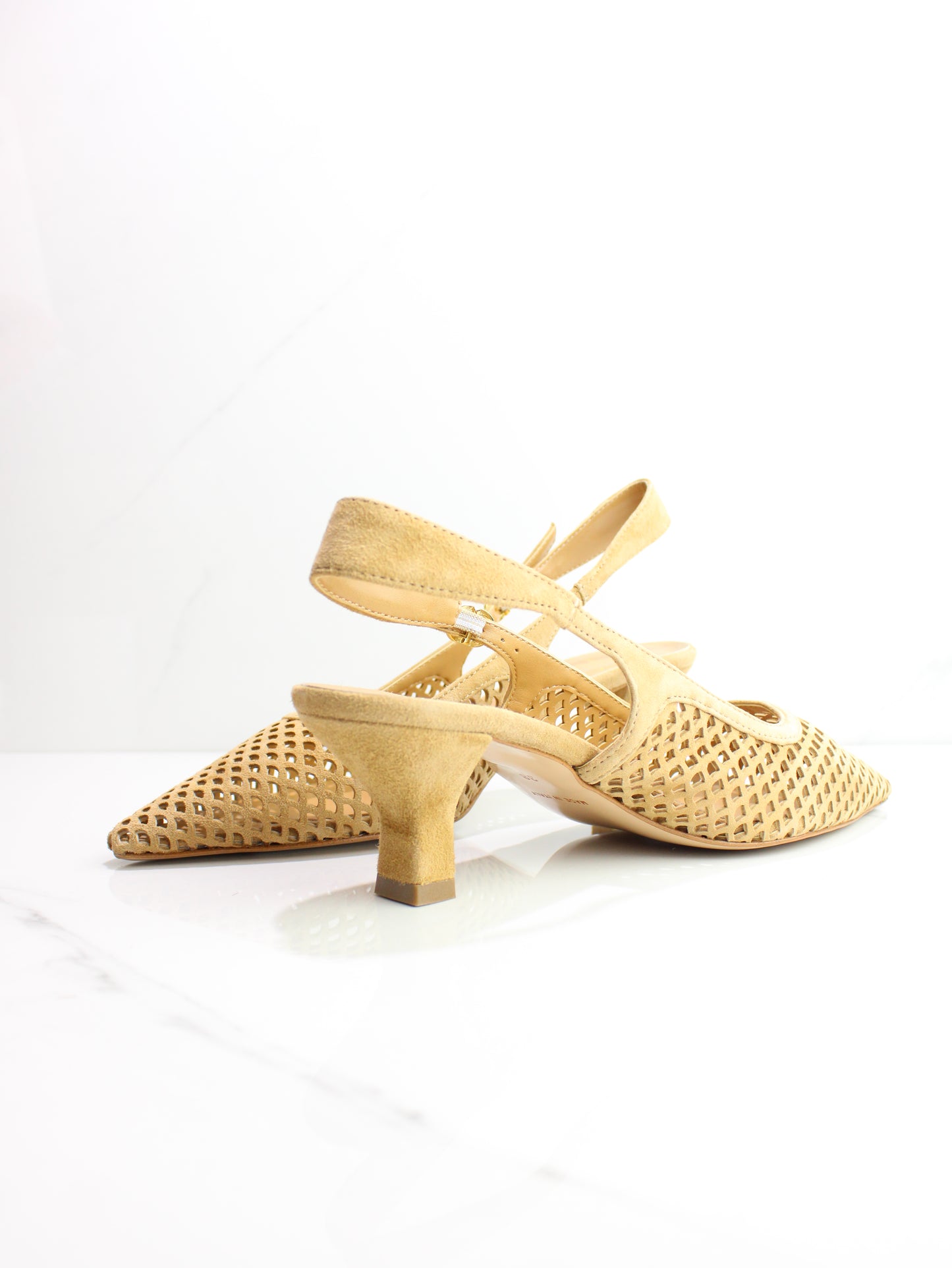DECOLLETE' TRAFORATA CAMEL OVYE