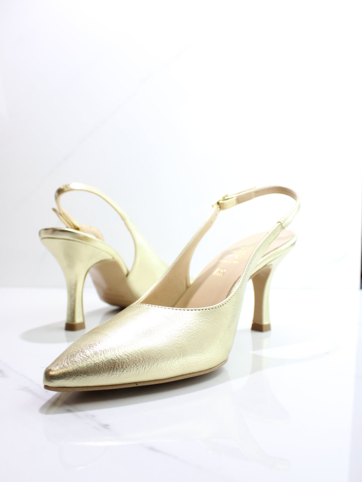 SLINGBACK PLATINO OVYE