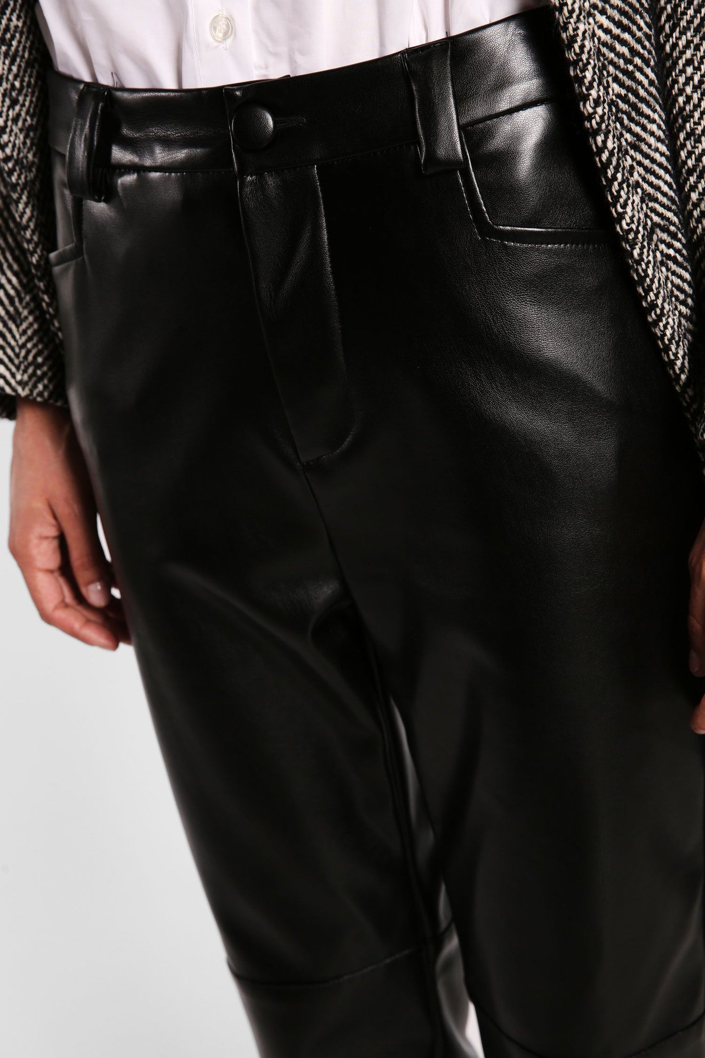 Pantaloni straight cropped in similpelle con vita alta IMPERIAL