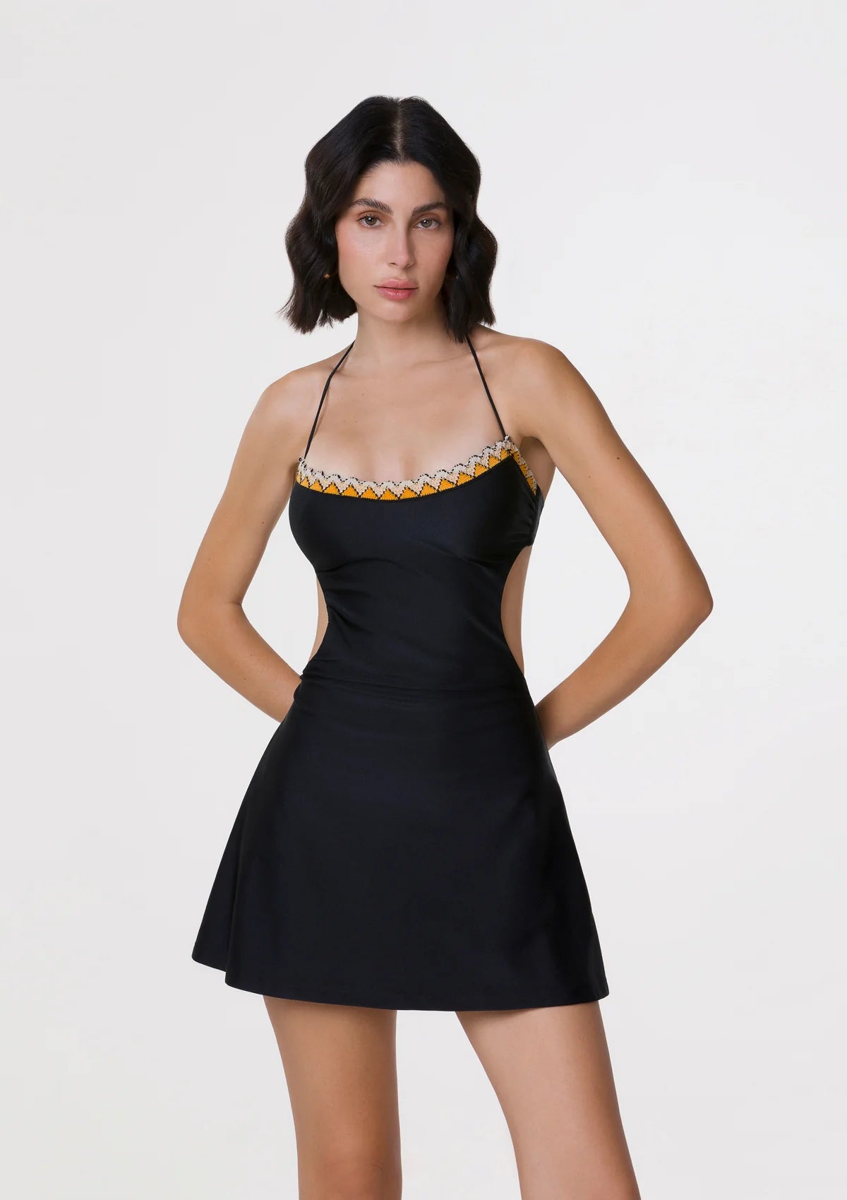 VESTITO NERO ME FUI MF24-0636BK GUARDA PAMPA