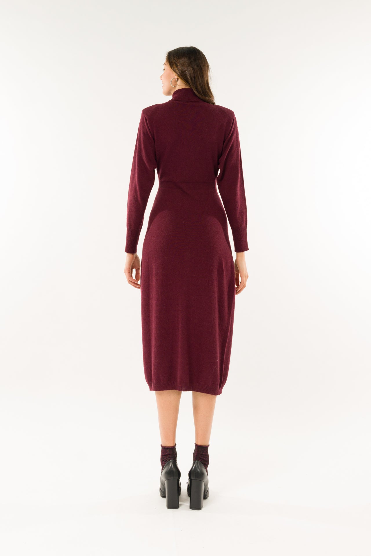 ABITO DOLCEVITA KONTATTO.