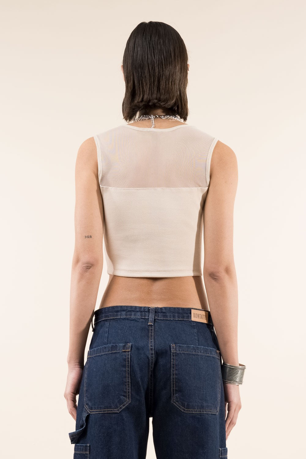 TOP SCOLLO CUORE INSERTO TULLE KONTATTO