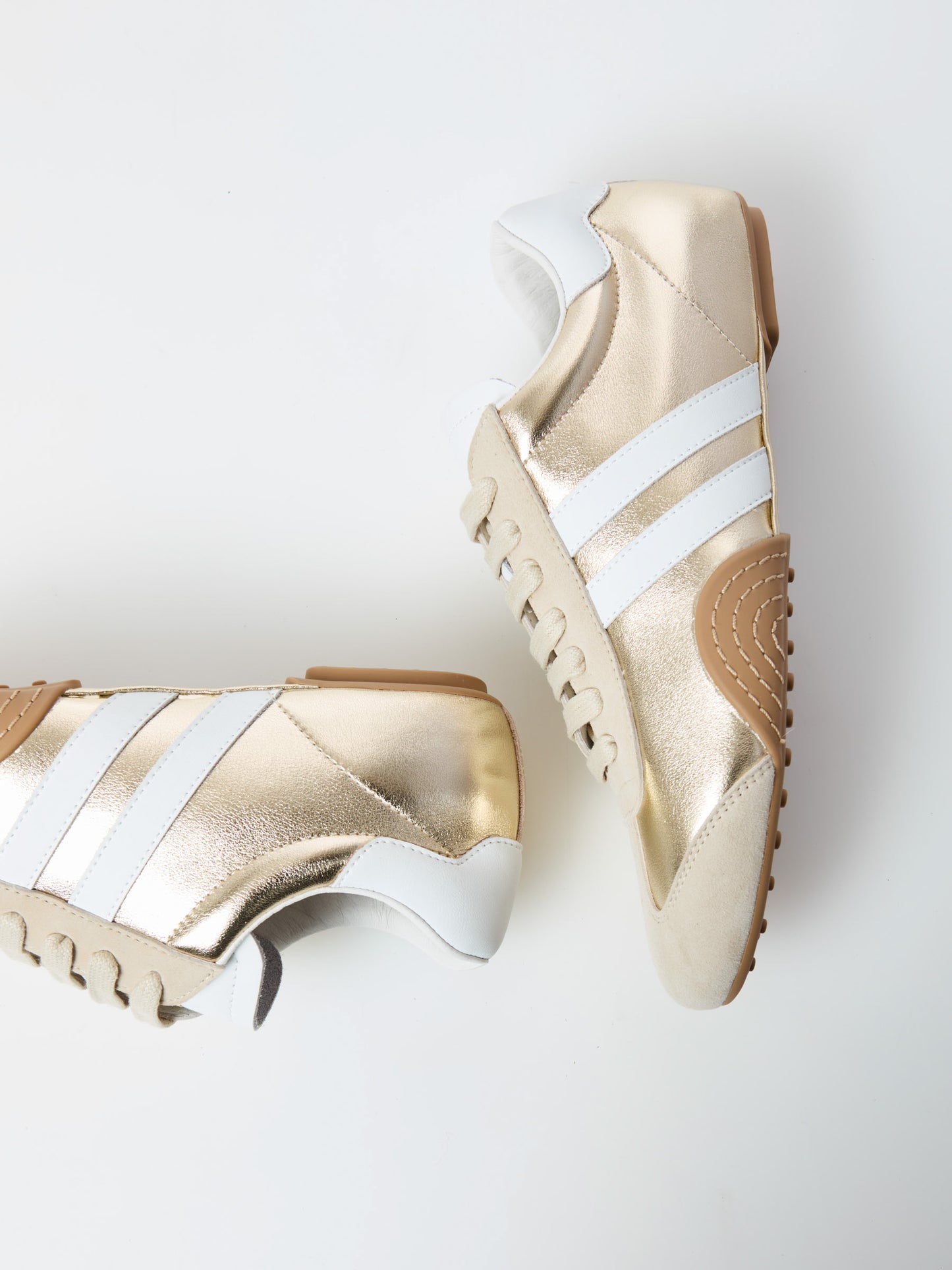 Sneaker In Pelle Laminata FABIANA OVYE