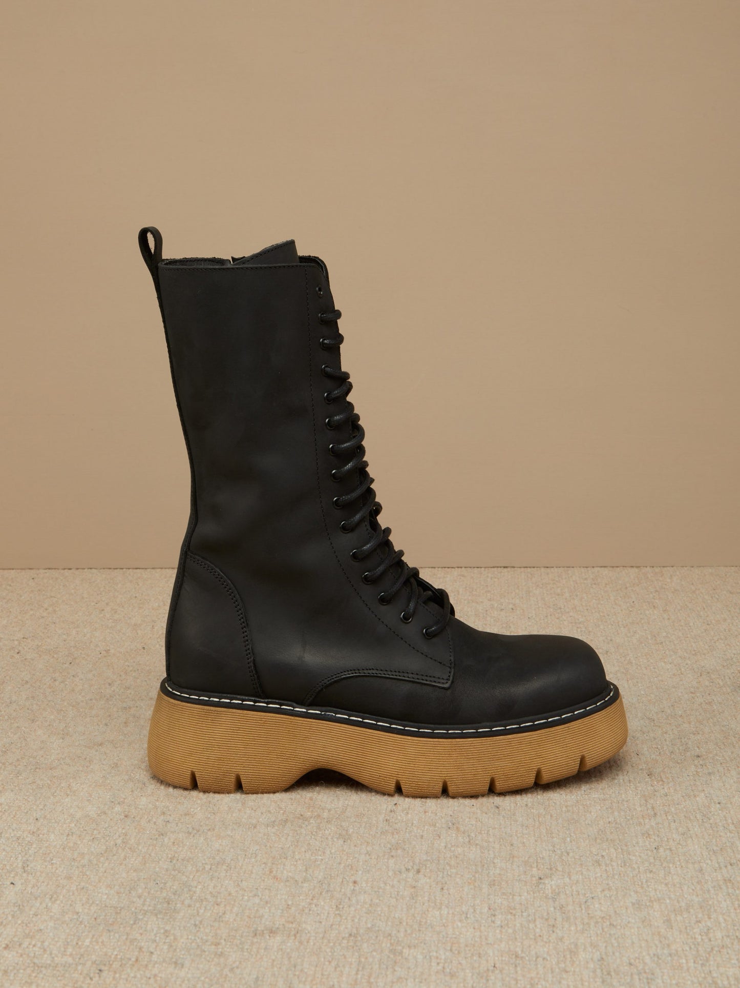 ANFIBIO IN PELLE OVYE