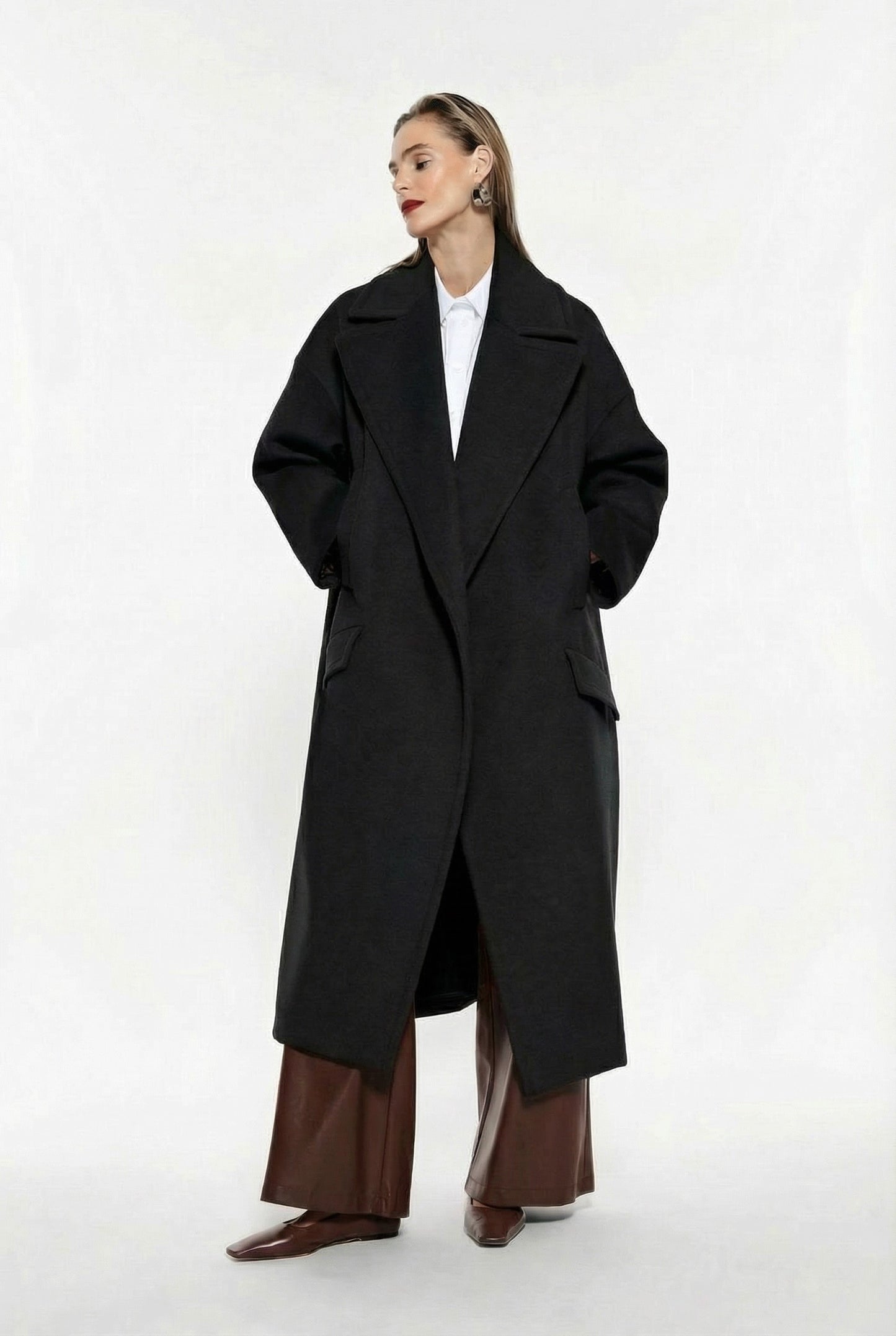 CAPPOTTO OVER CON MAXI REVERS E TASCHE KG26KLY NERO IMPERIAL.