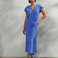 VESTITO MIDI FLUIDO A PORTAFOGLIO CON MANICHE CORTE INDACO IMPERIAL.