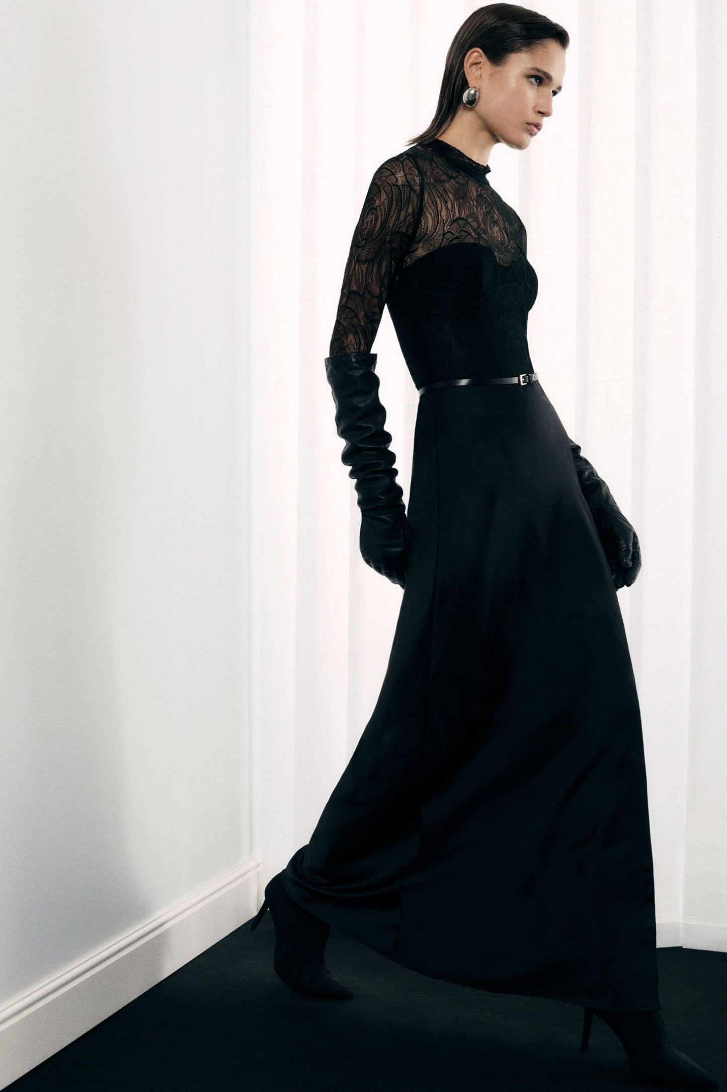 ABITO LUNGO CON BUSTIER E PIZZO AFWVKBA NERO IMPERIAL.