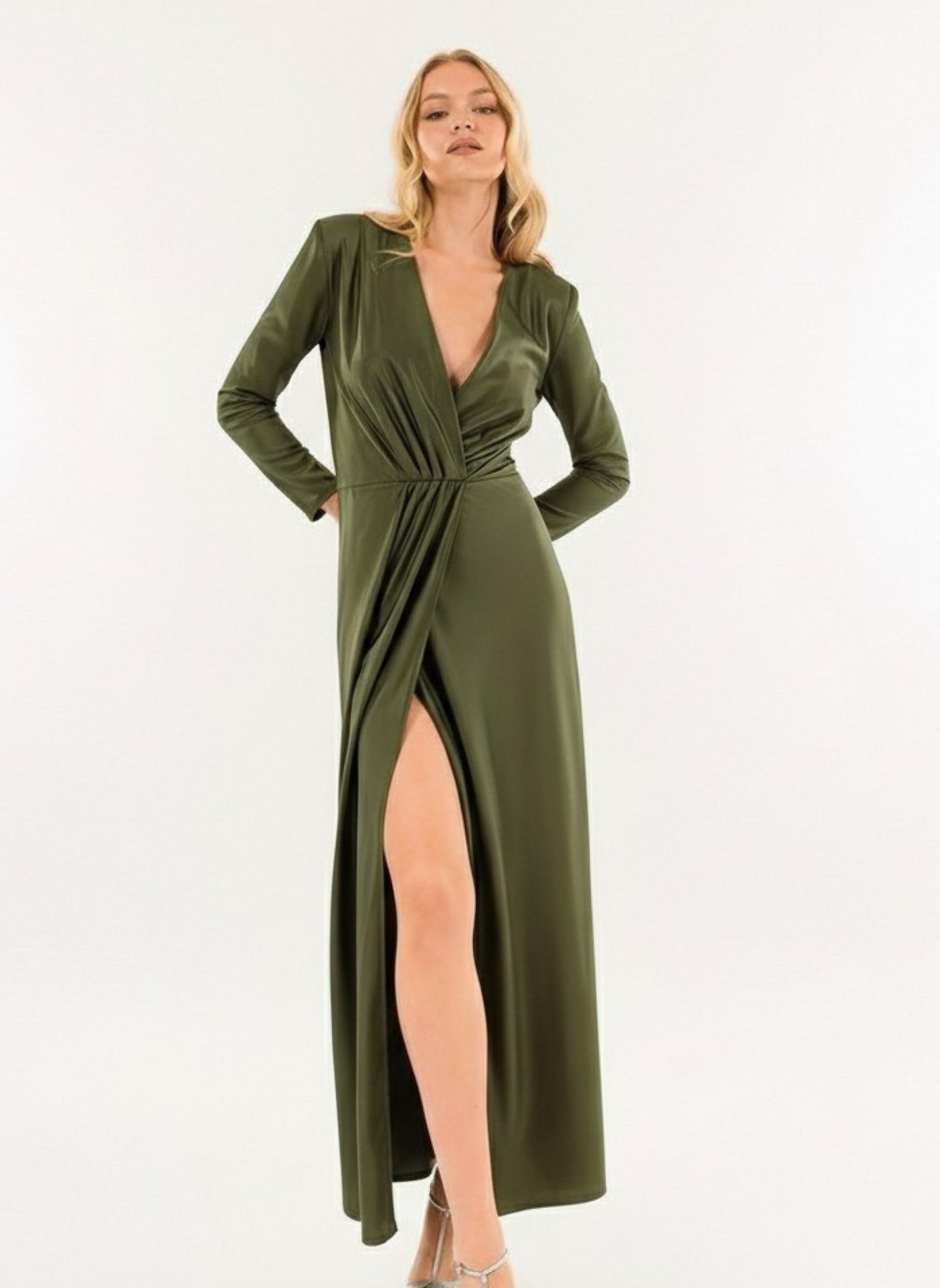 ABITO SCOLLO A V MR5013C MILITARE/MILITARY KONTATTO