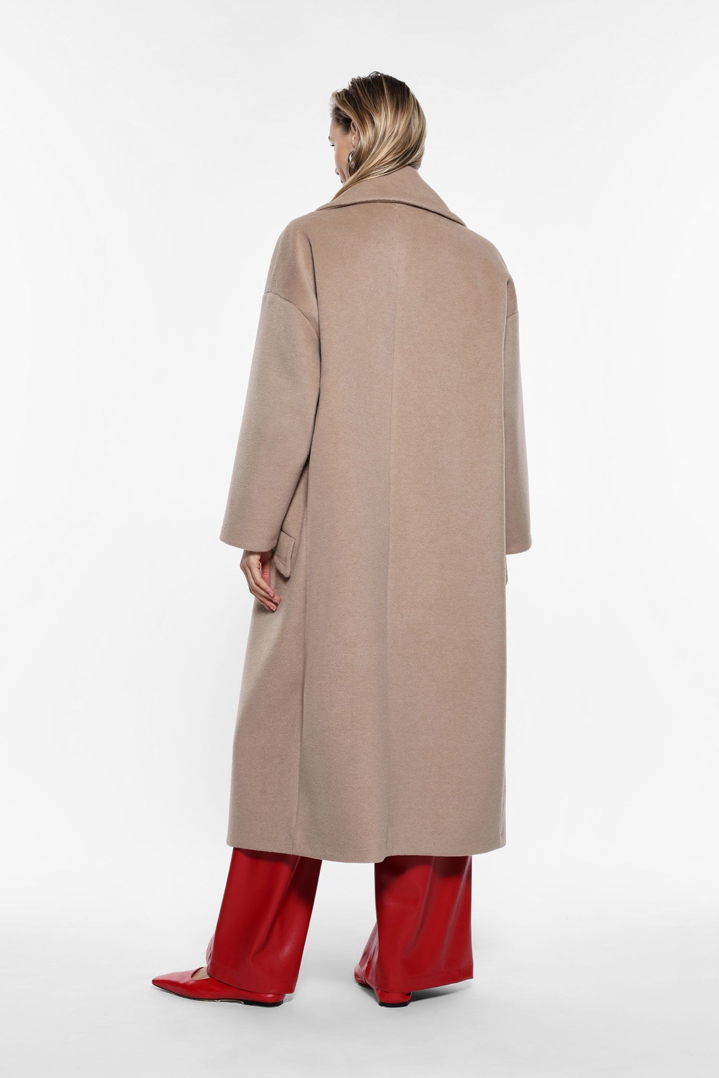 CAPPOTTO OVERSIZE CON TASCHE A PATTA CAMMELLO KG26IIK IMPERIAL.