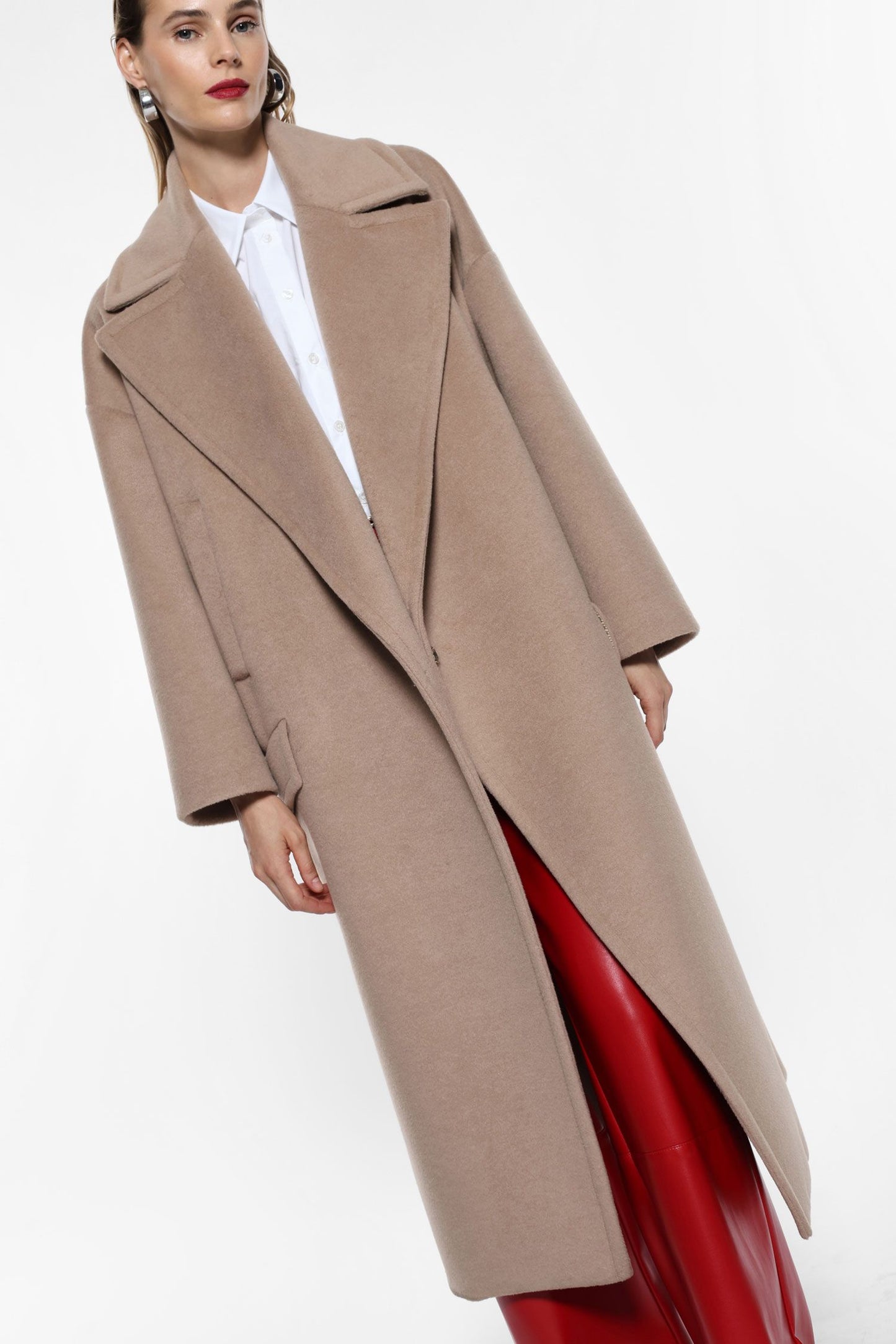 CAPPOTTO OVERSIZE CON TASCHE A PATTA CAMMELLO KG26IIK IMPERIAL.