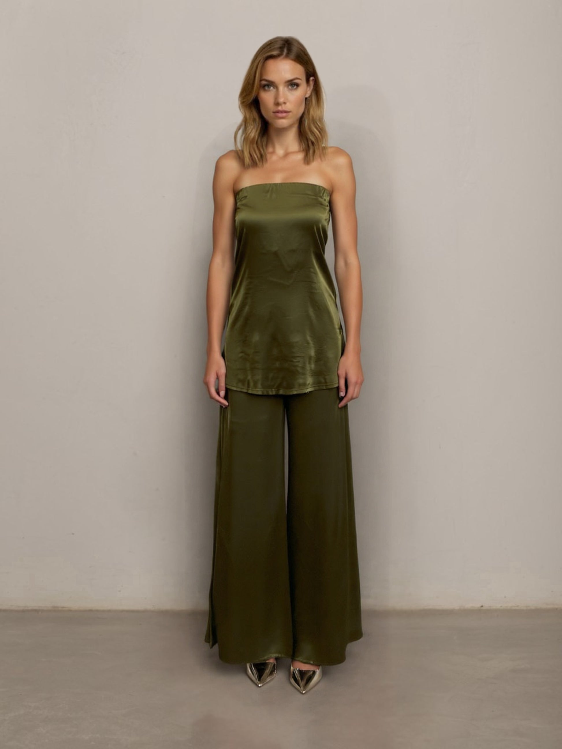 TENSIONE IN COMPLETO IN SATIN