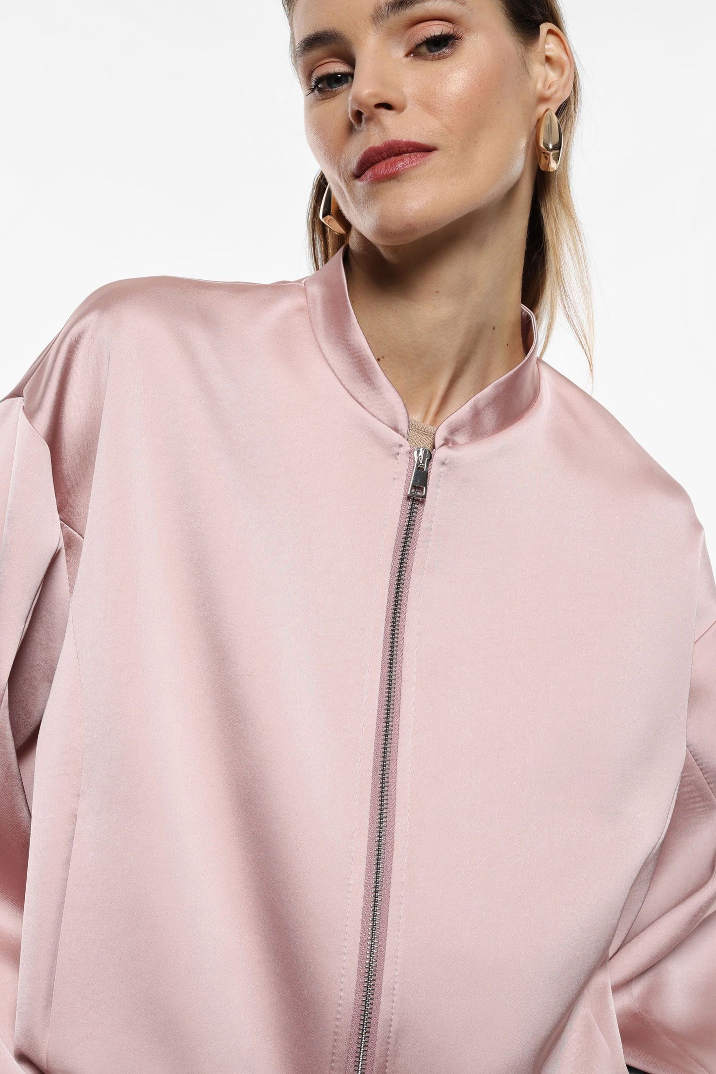 GIUBBOTTO  GIUBBOTTO BOMBER SATINATO CON ZIP TABACCO IMPERIAL.