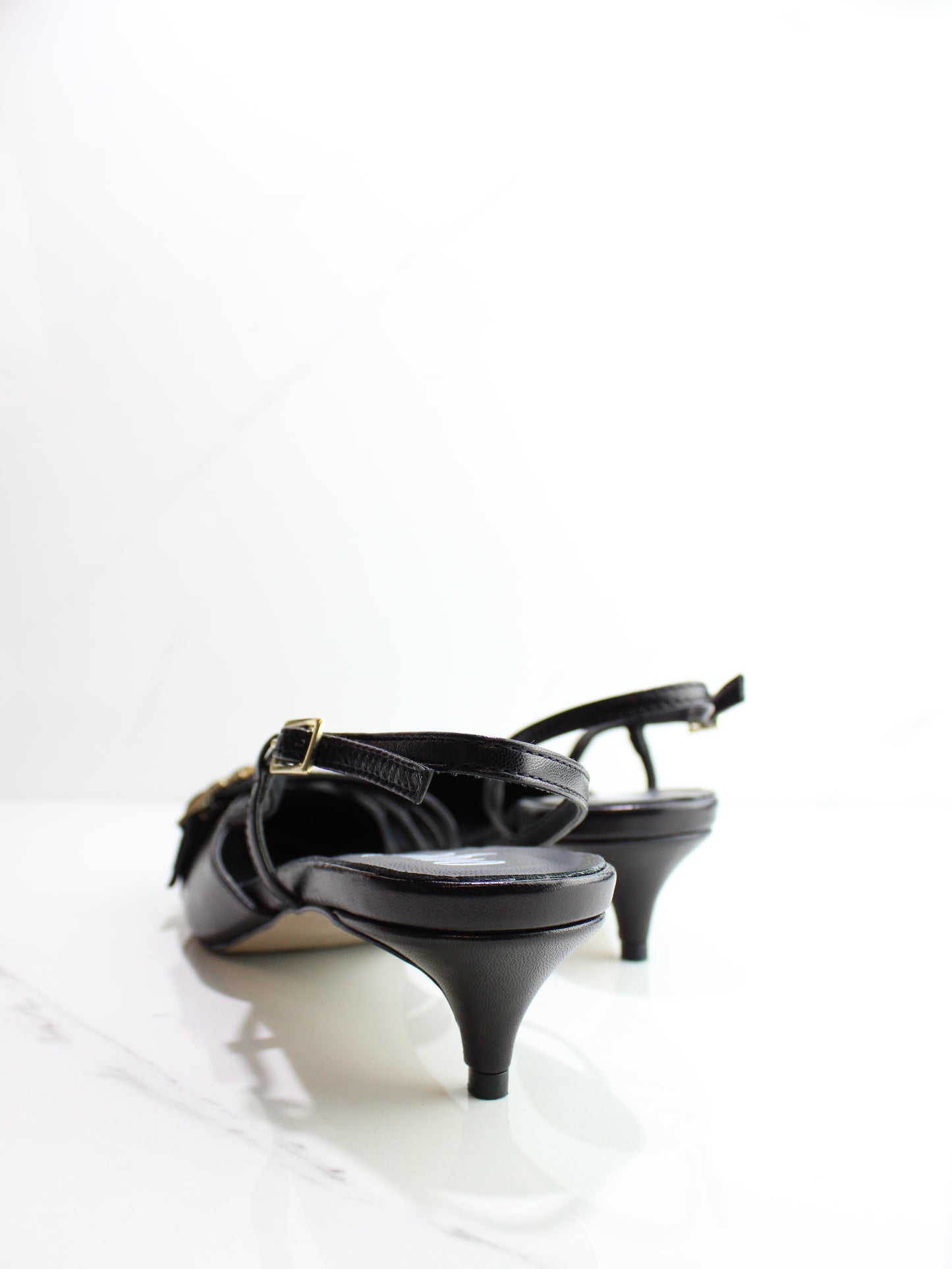 SLINGBACK FIBBIE NERA OVYE