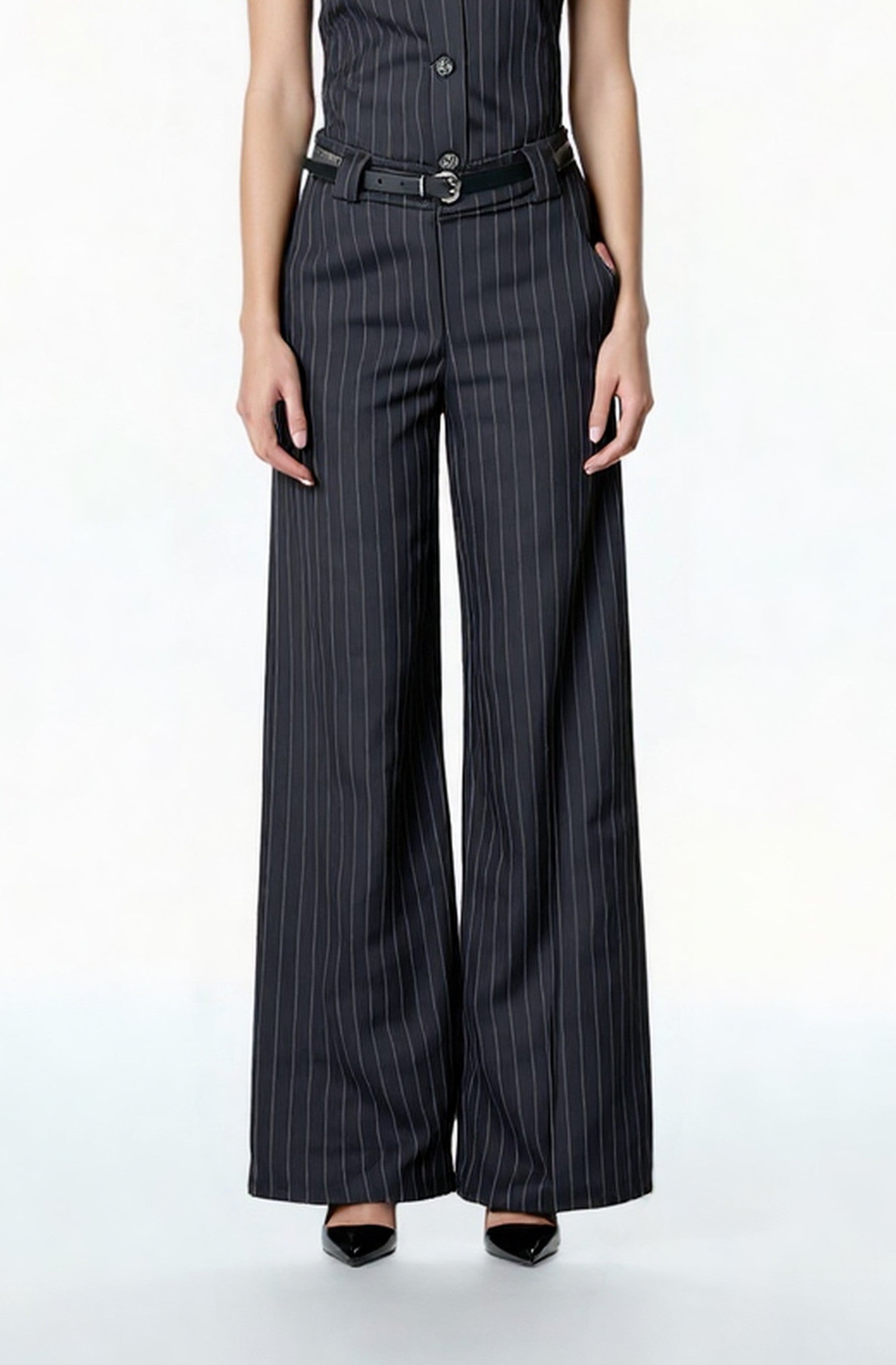 TENSIONE IN PANTALONE PALAZZO GESSATO

