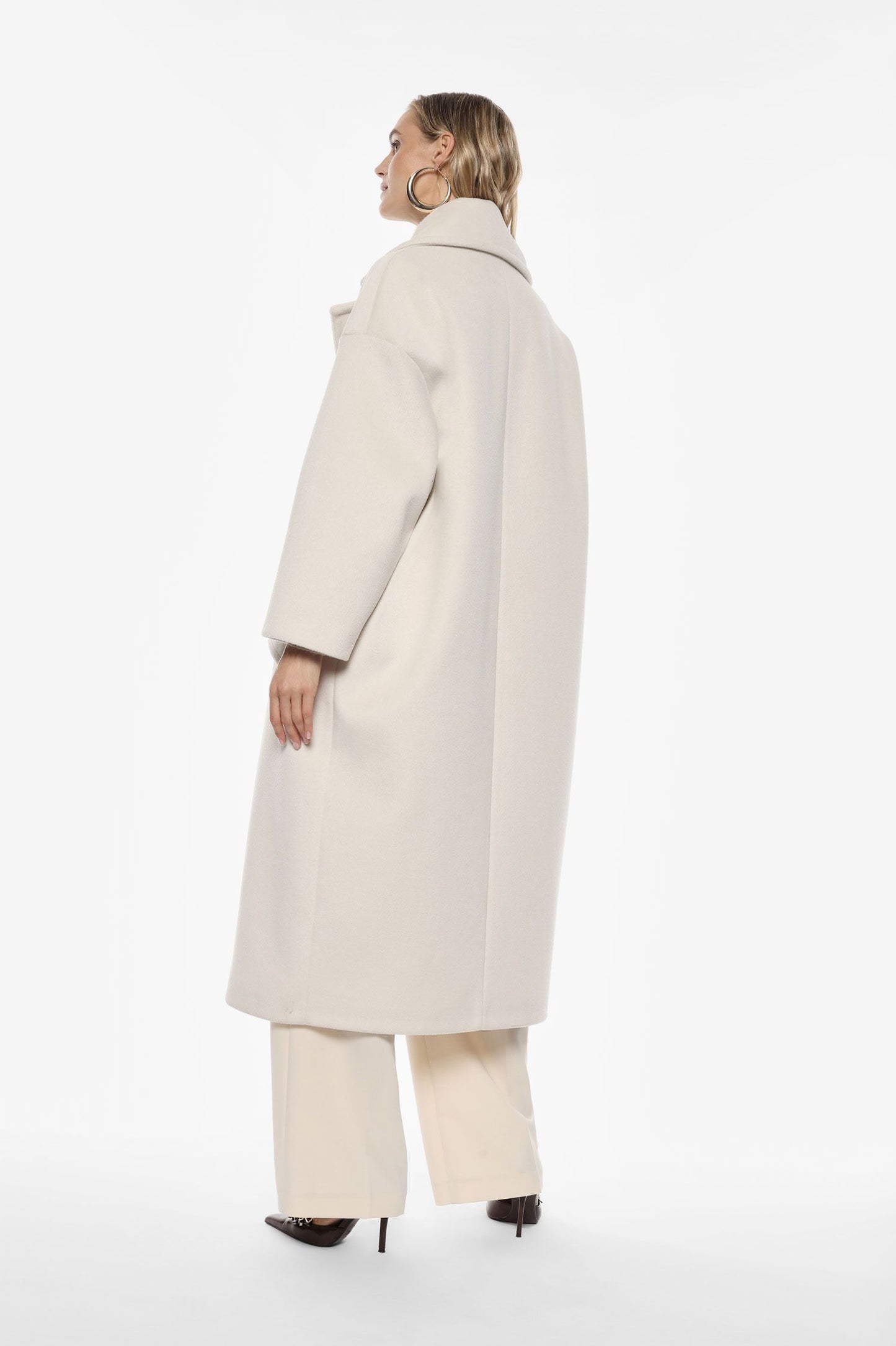 CAPPOTTO OVER CON MAXI REVERS E TASCHE KG26KLY PANNA IMPERIAL.
