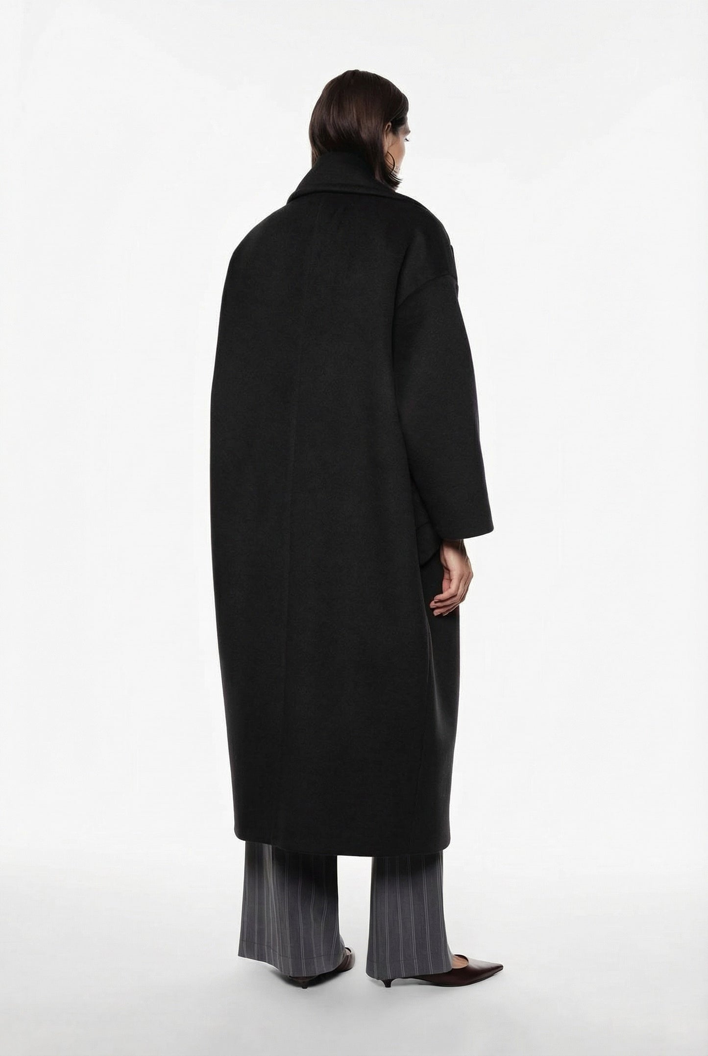 CAPPOTTO OVER CON MAXI REVERS E TASCHE KG26KLY NERO IMPERIAL.