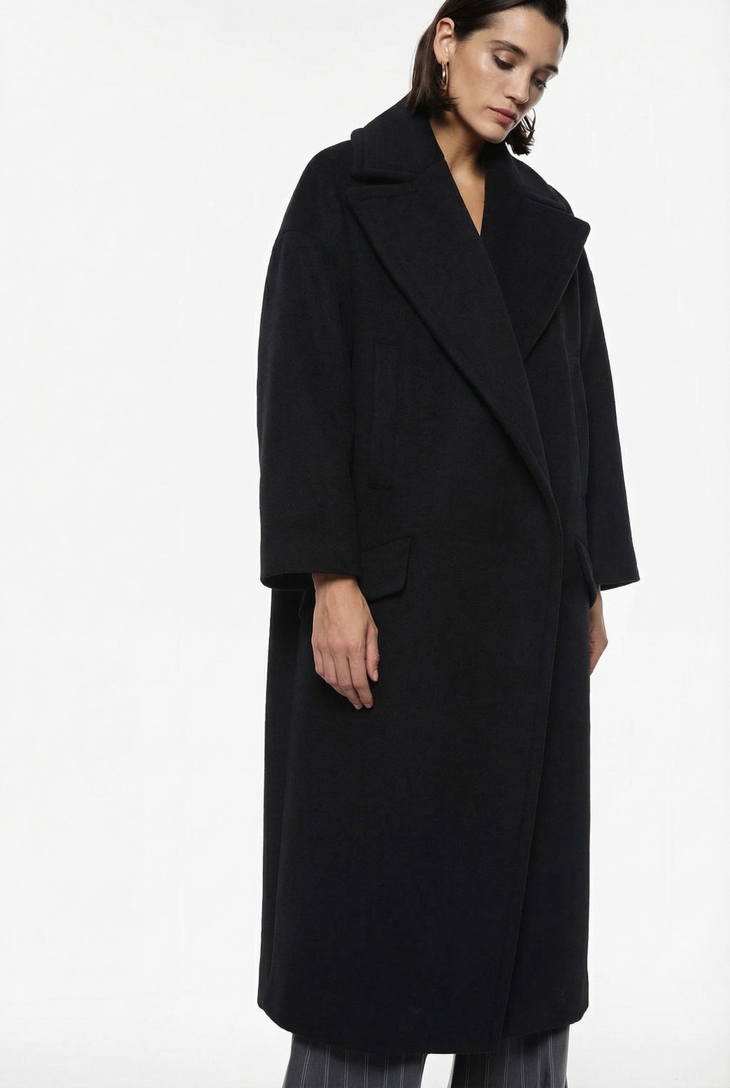 CAPPOTTO OVER CON MAXI REVERS E TASCHE KG26KLY NERO IMPERIAL.